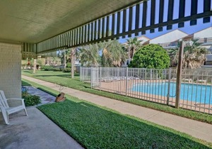 111 - 1 Br Condo