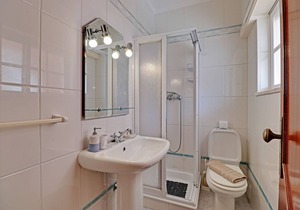 111 m² Apartment ∙ 2 bedrooms ∙ 4 guests