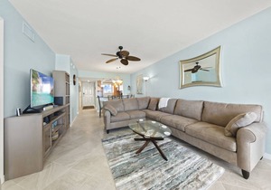 112 m² Condo ∙ 2 bedrooms ∙ 4 guests