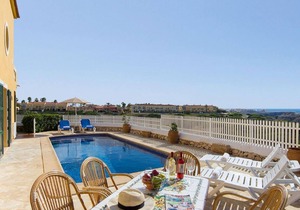 112 m² Villa ∙ 3 bedrooms ∙ 6 guests