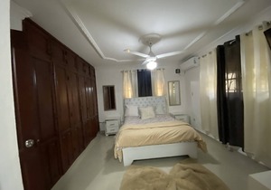 114 m² Apartment ∙ 3 bedrooms ∙ 7 guests