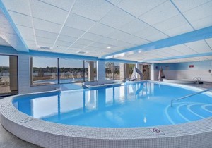 117D Edgewater Inn
