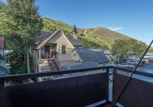 119 m² Condo ∙ 2 bedrooms ∙ 4 guests