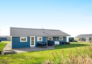 12 person holiday home in Vinderup-By Traum