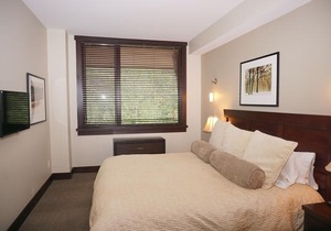 120 Carriage Way #2205 (203157-9419) - 2 Br Condo