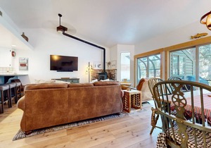 120 m² Condo ∙ 2 bedrooms ∙ 6 guests