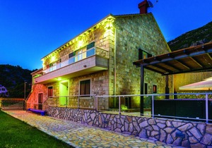 120 m² Villa ∙ 6 bedrooms ∙ 14 guests