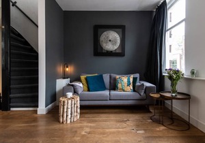 121 m² Apartment ∙ 9 bedrooms ∙ 4 guests