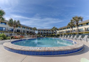 121 m² Condo ∙ 2 bedrooms ∙ 6 guests