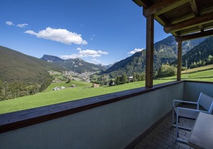122 m² Apartment ∙ 3 bedrooms ∙ 6 guests