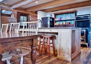 126 m² Cabin ∙ 2 bedrooms ∙ 8 guests