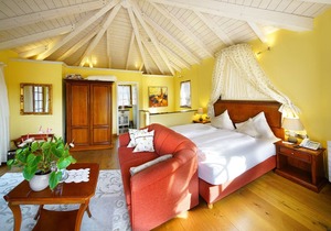 13 Honeymoon suite for max. 2 persons
