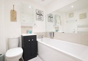 130 m² Apartment ∙ 2 bedrooms ∙ 6 guests