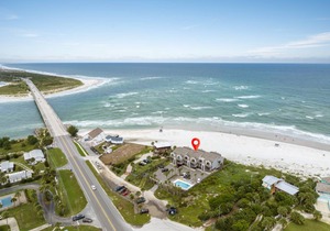 130 m² Condo ∙ 2 bedrooms ∙ 6 guests