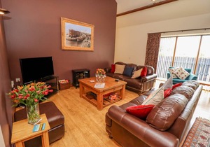 130 m² Cottage ∙ 3 bedrooms ∙ 6 guests