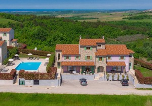 130 m² House ∙ 1 bedroom ∙ 6 guests