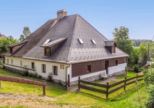 130 m² House ∙ 1 bedroom ∙ 6 guests