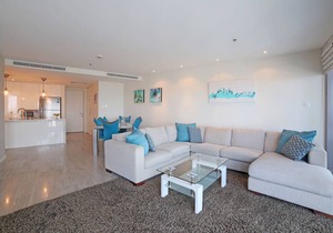 131 m² Apartment ∙ 2 bedrooms ∙ 4 guests