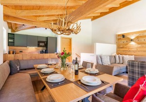 135 m² Chalet ∙ 4 bedrooms ∙ 10 guests