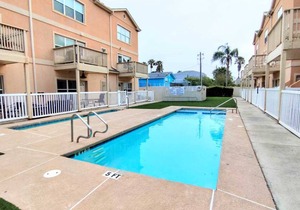 137 m² Condo ∙ 3 bedrooms ∙ 8 guests