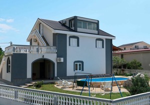 140 m² Accommodation ∙ 6 bedrooms ∙ 12 guests