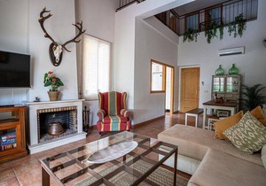 140 m² Apartment ∙ 3 bedrooms ∙ 4 guests