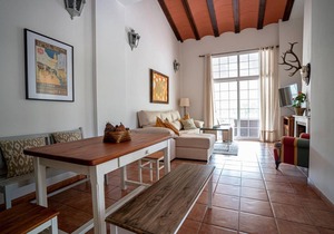140 m² Apartment ∙ 3 bedrooms ∙ 8 guests