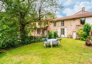 140 m² House ∙ 2 bedrooms ∙ 4 guests