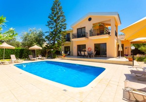 140 m² Villa ∙ 4 bedrooms ∙ 9 guests