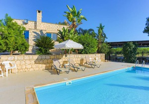 140 m² Villa ∙ 5 bedrooms ∙ 10 guests