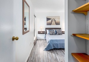 1405 Haro -3 Bedrooms - Downtown Vancouver