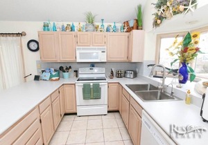 1418 - Windswept: Spacious 4-bed home in Corolla, NC, private pool.