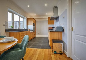 142 m² House ∙ 4 bedrooms ∙ 8 guests