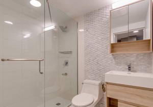 1425 Haro St - 2 Bedrooms - Downtown Vancouver