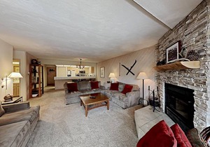 144 m² Condo ∙ 3 bedrooms ∙ 6 guests