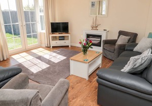 145 m² Cottage ∙ 4 bedrooms ∙ 8 guests