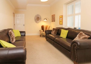 145 m² Cottage ∙ 4 bedrooms ∙ 8 guests