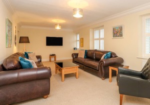 145 m² Cottage ∙ 4 bedrooms ∙ 8 guests