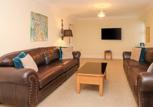 145 m² Cottage ∙ 4 bedrooms ∙ 8 guests
