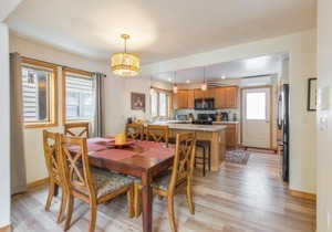 1490OAK Grandview Condo