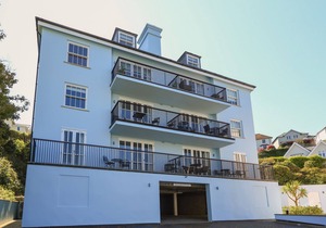 15 COMBEHAVEN, family friendly in Salcombe