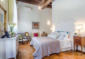 150 m² Apartment ∙ 2 bedrooms ∙ 4 guests