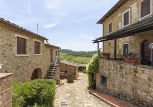 150 m² Farmhouse ∙ 3 bedrooms ∙ 8 guests