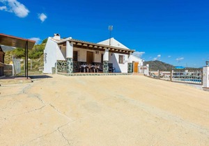 150 m² House ∙ 4 bedrooms ∙ 8 guests