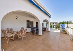 150 m² Villa ∙ 3 bedrooms ∙ 6 guests