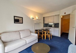 150m from ski slopes, 5th floor, tv, ski locker, 25m², Flaine