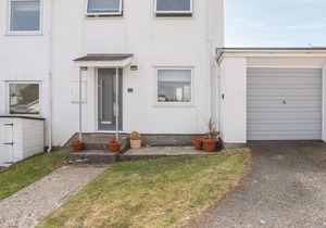 151 CAE DU, pet friendly, country holiday cottage in Abersoch