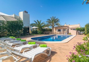 158 m² Villa ∙ 3 bedrooms ∙ 6 guests