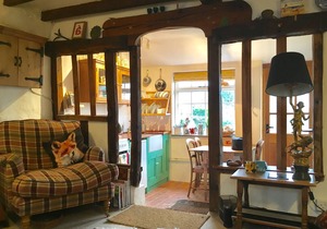 15th Century medieval cottage: Lavenham 'Cottitch"