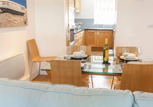 16 BOLT HEAD, family friendly, country holiday cottage in Salcombe